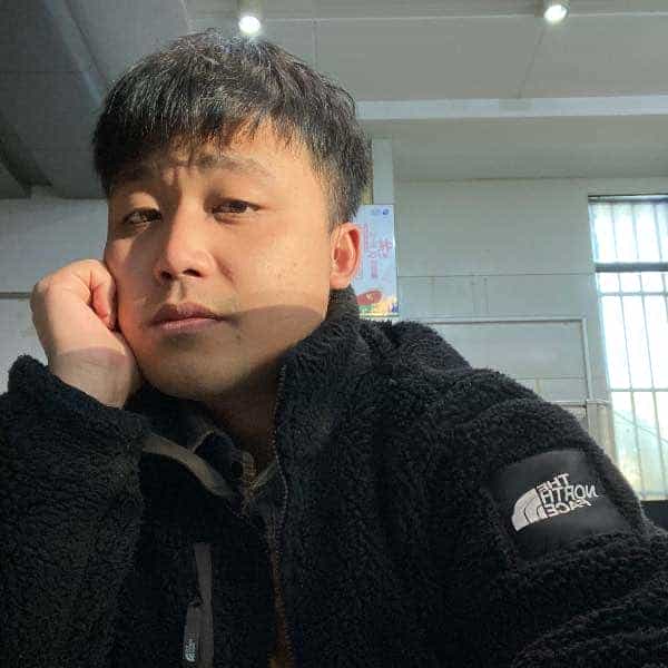 31岁岁湖南单身帅哥 - 三亚吉缘网