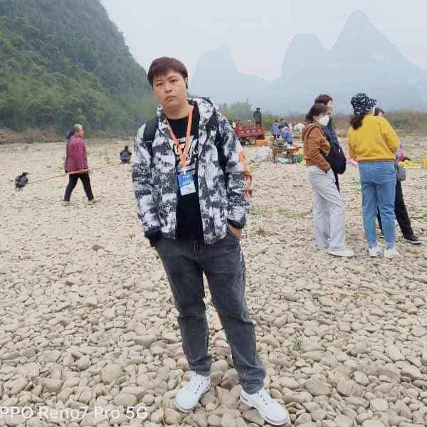 35岁岁浙江单身帅哥 - 三亚吉缘网