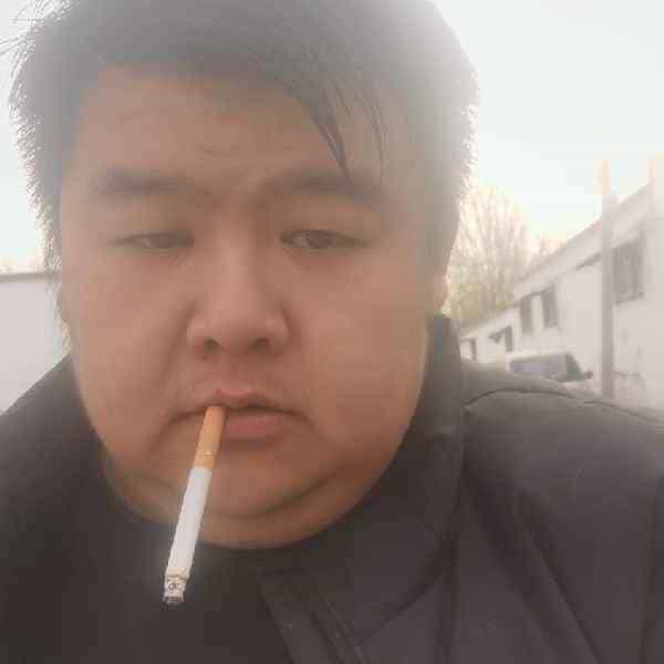 35岁岁山东单身帅哥 - 三亚吉缘网