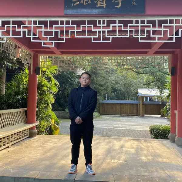 31岁岁重庆单身帅哥 - 三亚吉缘网