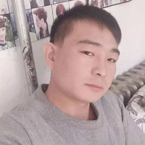 33岁岁河北单身帅哥 - 三亚吉缘网