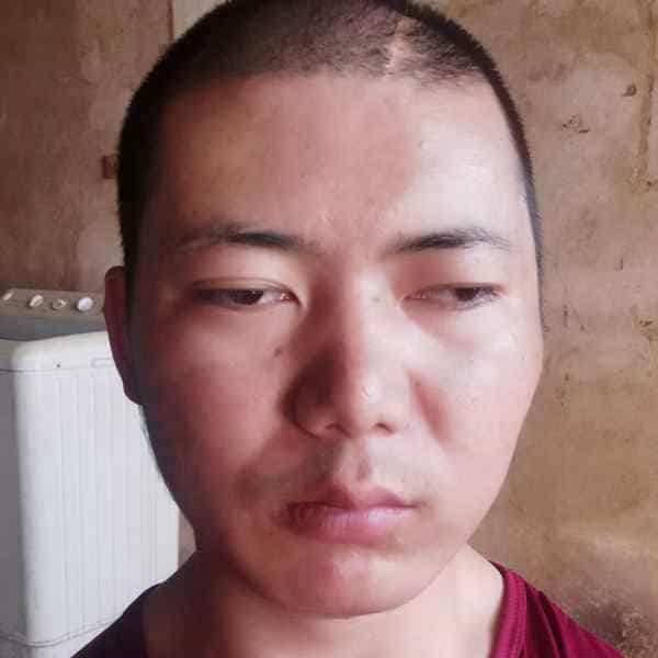35岁岁云南单身帅哥 - 三亚吉缘网
