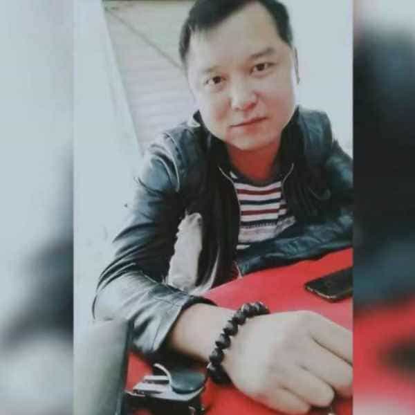 40岁岁湖南单身帅哥 - 三亚吉缘网