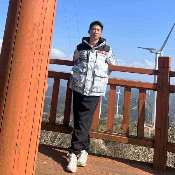 27岁岁福建单身帅哥 - 三亚吉缘网