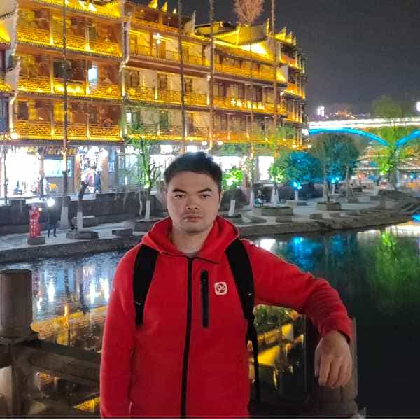 39岁岁广东单身帅哥 - 三亚吉缘网