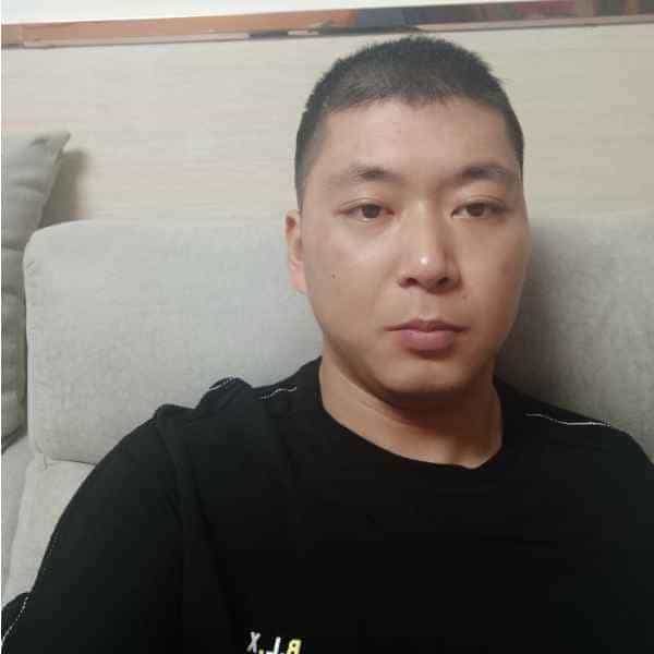 33岁岁江苏单身帅哥 - 三亚吉缘网
